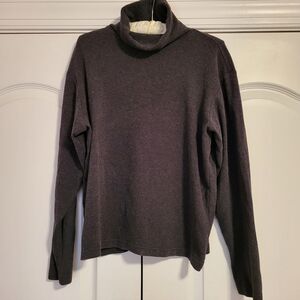 Gray turtleneck